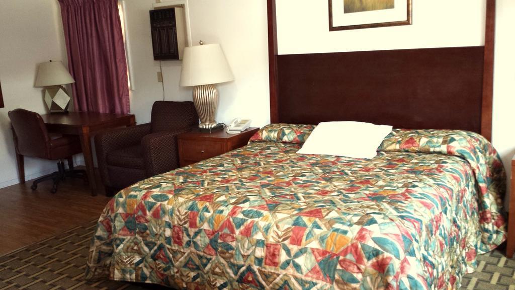 Executive Inn & Suites Lakeview Ruang foto