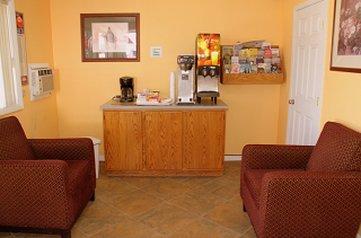 Executive Inn & Suites Lakeview Bagian luar foto