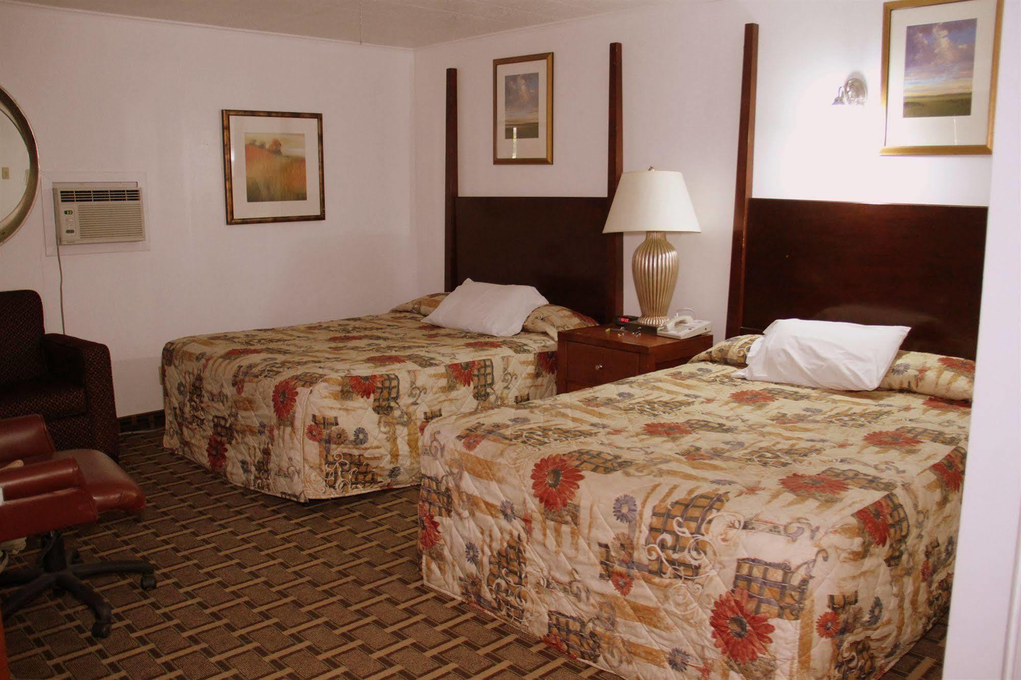 Executive Inn & Suites Lakeview Bagian luar foto